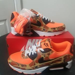 Airmax Orange Duck camp size 11